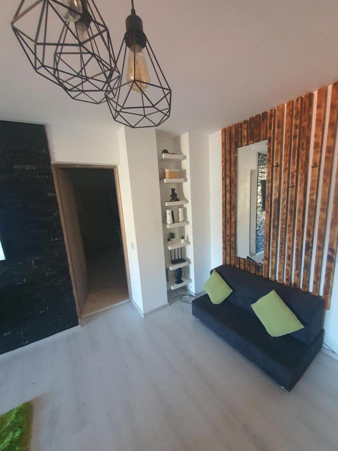 Gmg Residence Targoviste Esterno foto